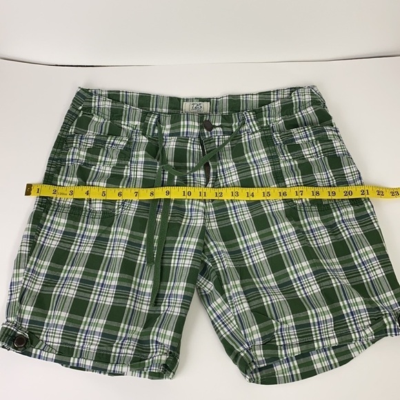 100% cotton plaid Green white Bermuda hiking shorts size 18 - Picture 5 of 16